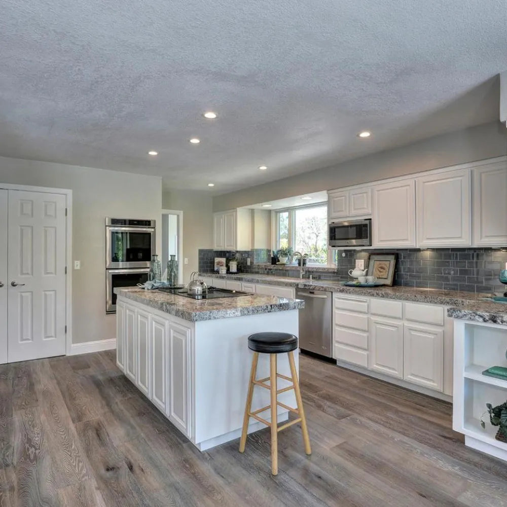 Ice Grey Glass 4" x 12" Subway Tile