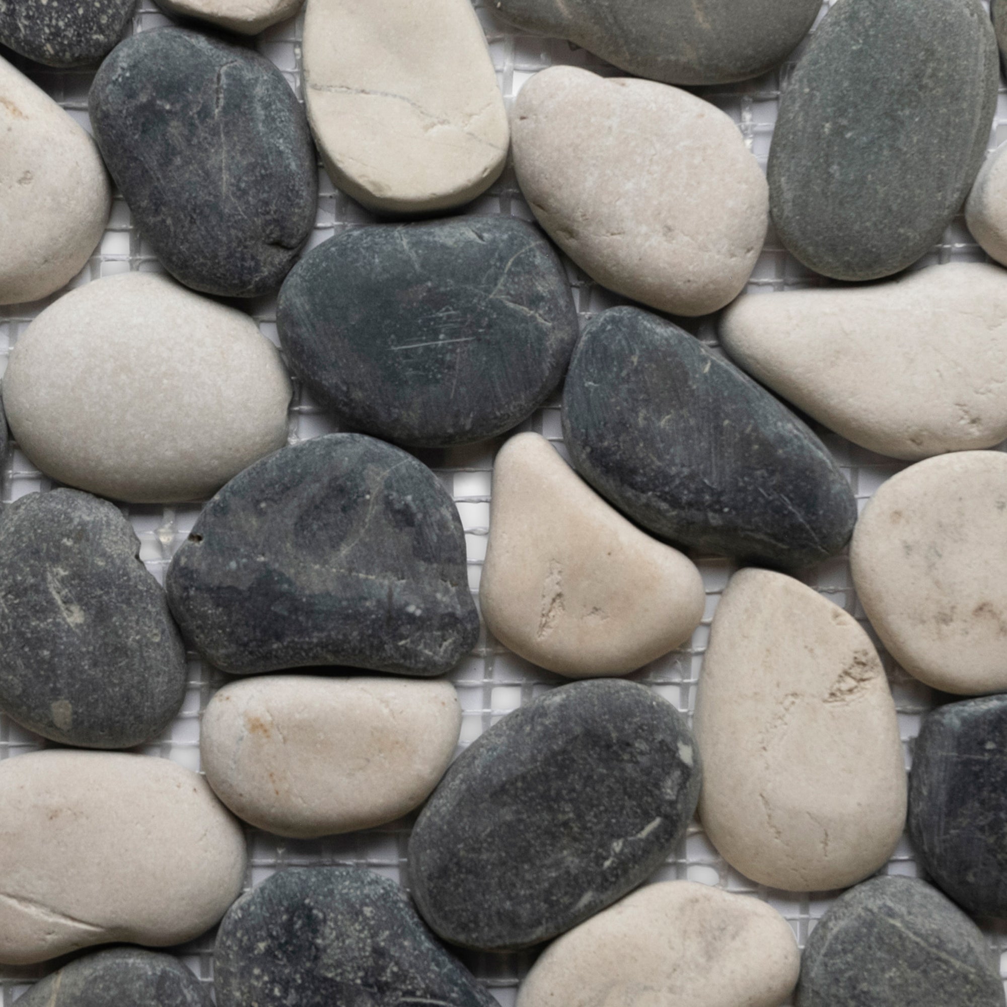 Stunning Black & White Pebble Tiles for Stylish Spaces